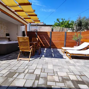  Apartment Tonina - House With Terrace, Jacuzzi, Free Parking Croatia